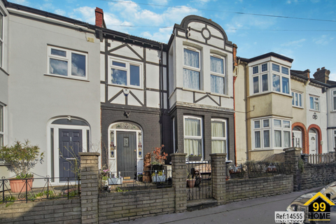 38 Bishops Park Road, London, SW16 5TS
