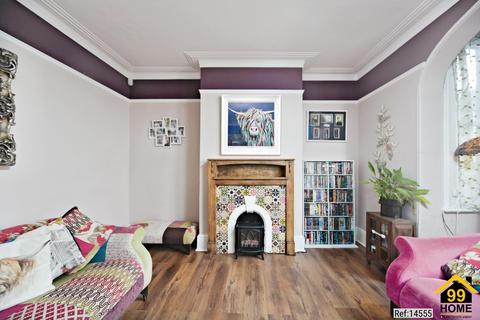 38 Bishops Park Road, London, SW16 5TS