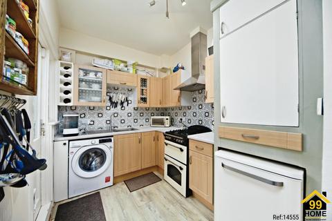 38 Bishops Park Road, London, SW16 5TS