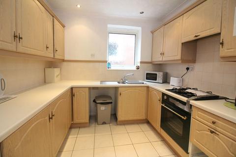 2 bedroom terraced bungalow for sale, Laxton Close, Kingswinford DY6