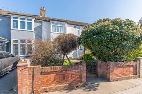 4 bedroom terraced house for sale, Ingram Road, Thornton Heath, CR7