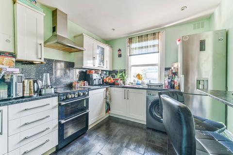 2 bedroom flat for sale, Farnley Road, SE25, South Norwood, London, SE25