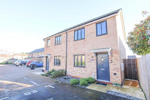 3 bedroom semi-detached house for sale, King James Close, Fordham CB7