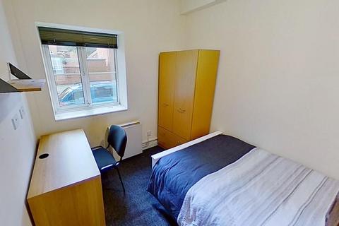 5 bedroom flat to rent, 138 North Sherwood Street Flat 1, NOTTINGHAM NG1 4EF