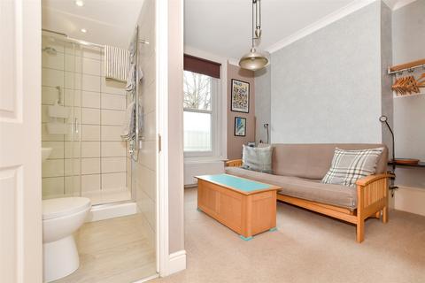 1 Ranelagh Road, Deal, CT14 7BG