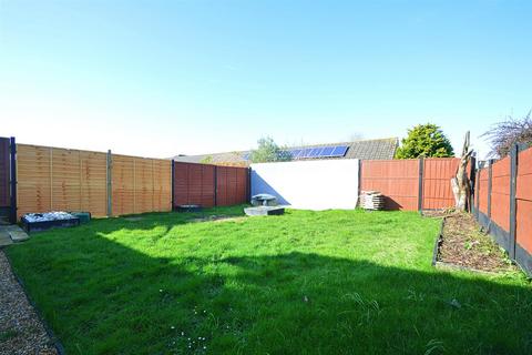 2 bedroom semi-detached bungalow for sale, CONVENIENT LOCATION * SHANKLIN