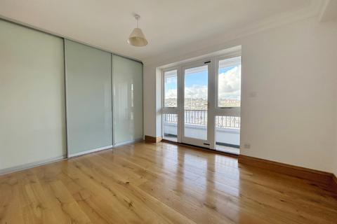 Flat 3, Marina View Fore Street, Kingswear, Dartmouth, TQ6 0AD