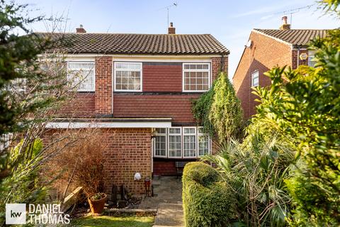 3 bedroom semi-detached house for sale, Roundhills, Waltham Abbey, Essex