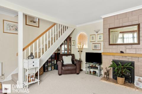 3 bedroom semi-detached house for sale, Roundhills, Waltham Abbey, Essex