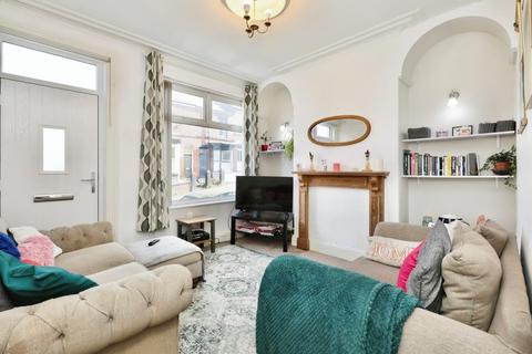 2 Derbyshire Lane, Sheffield, S8 9EL