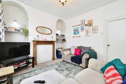 2 Derbyshire Lane, Sheffield, S8 9EL