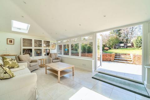 4 bedroom detached house for sale, Kempshott Lane, Basingstoke, RG22 5LB