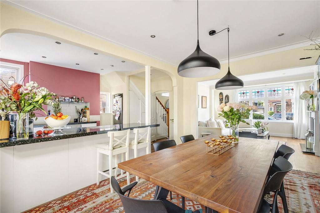 Kitchen/Reception