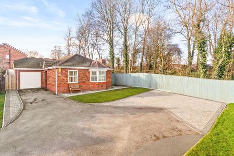 3 bedroom detached bungalow for sale, The Hawthorns, Wakefield WF1