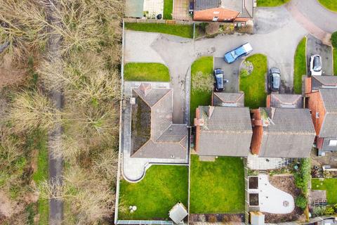 3 bedroom detached bungalow for sale, The Hawthorns, Wakefield WF1