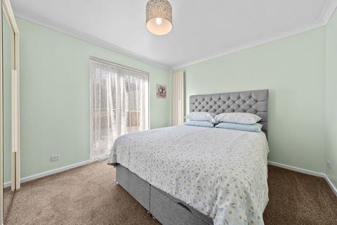 22 The Hawthorns, Wakefield, WF1 3TL