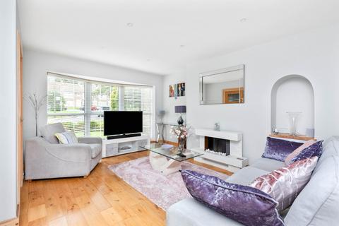 3 bedroom end of terrace house for sale, Woodview, Cul-de-Sac location North Shoreham.