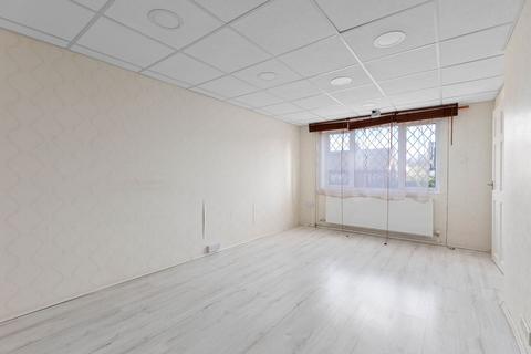 39 Withypitts, Turners Hill, Crawley, RH10 4PJ