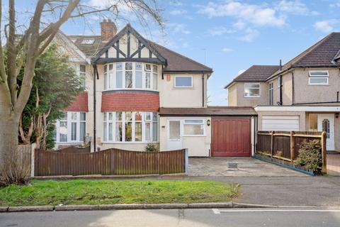 4 bedroom semi-detached house for sale, Priory Way, North Harrow, HA2