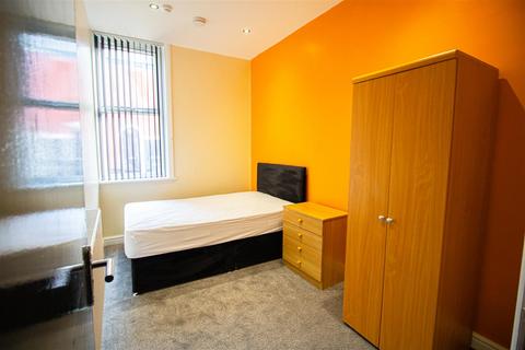 1 bedroom in a house share to rent, Double Room to Let on Villiers Street, Preston