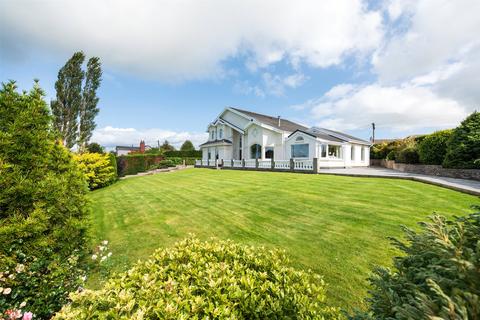 4 bedroom detached house for sale, Whitehill Crescent, Lanark, South Lanarkshire