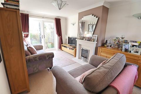 3 bedroom semi-detached house for sale, Saxon Bank, Braintree