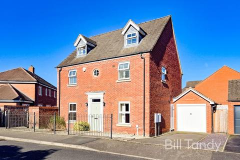 5 bedroom detached house for sale, Allington Avenue, Lichfield, WS13