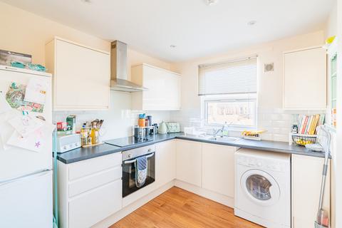 2 bedroom flat for sale, 17 Thiery Road, Bristol BS4