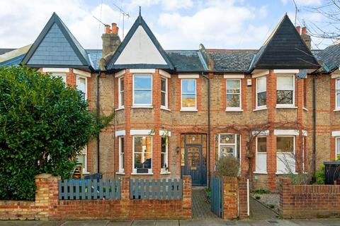 69 Ailsa Avenue, Twickenham, TW1 1NF