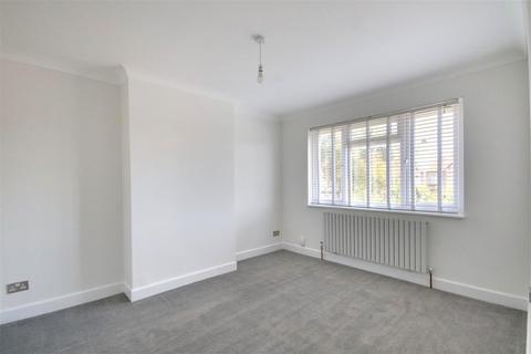 122 Marlowe Road, Worthing, BN14 8EZ