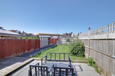 122 Marlowe Road, Worthing, BN14 8EZ