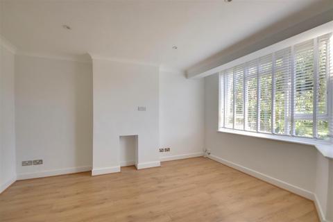 122 Marlowe Road, Worthing, BN14 8EZ