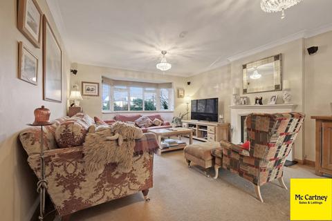 5 Phoenix Grove, Chelmsford, CM2 9BN