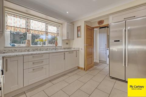 5 Phoenix Grove, Chelmsford, CM2 9BN