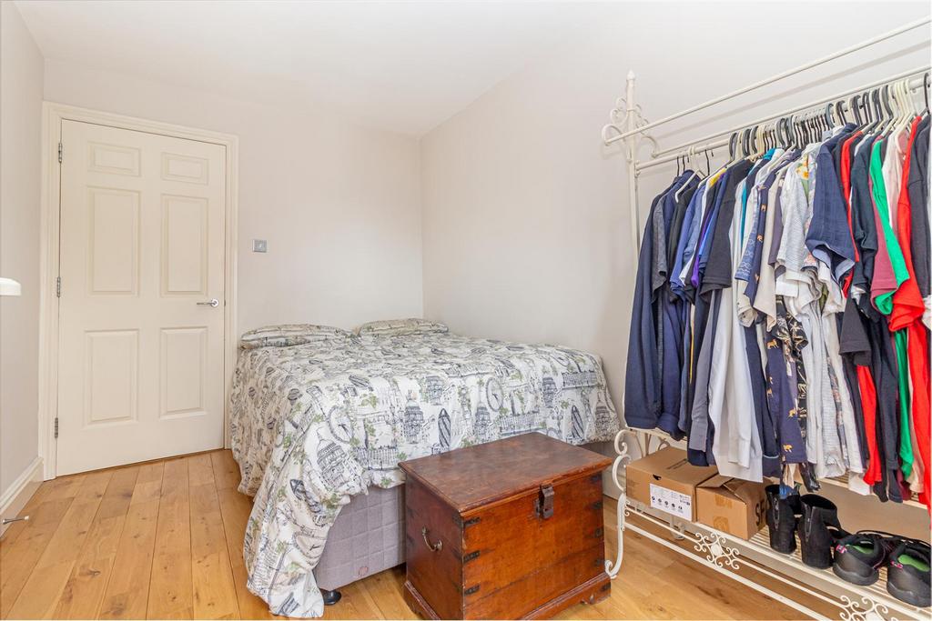 Bedroom-2-2.jpg