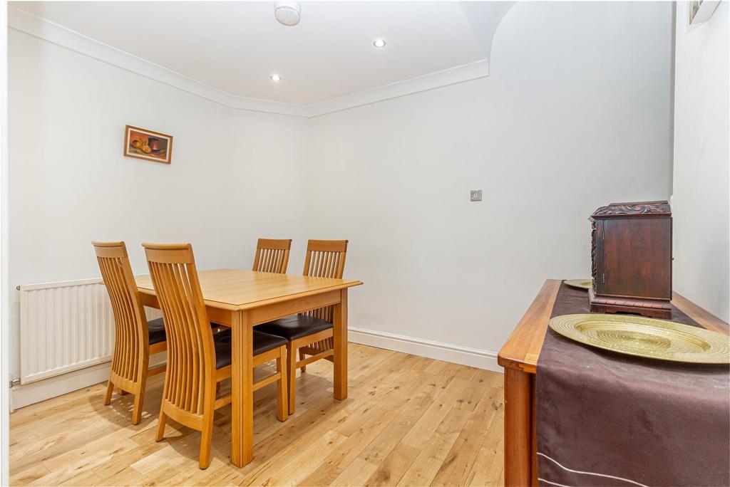 Dining-room-1.jpg