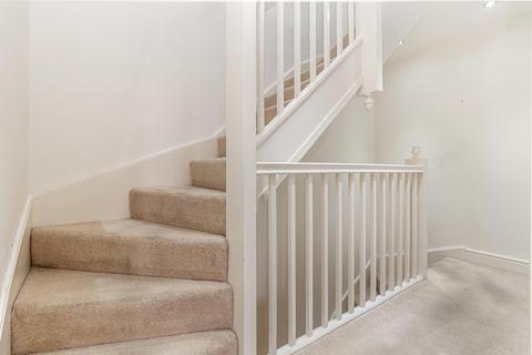 32 Charter Place, Worcester, WR1 3BX