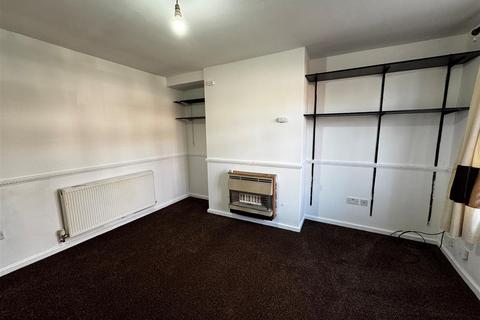 3 bedroom house to rent, Love Lane, Walsall