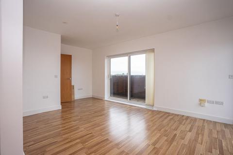 undefined, Liverpool L19