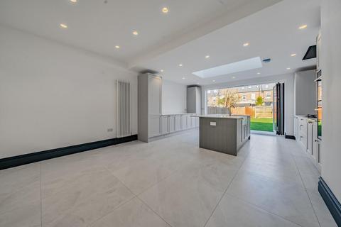 39 Braidwood Road, London, SE6 1QU