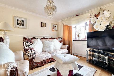 3 bedroom end of terrace house for sale, Shaldon Walk, Smethwick