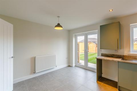 3 bedroom semi-detached house to rent, Murchison Place, Ludlow