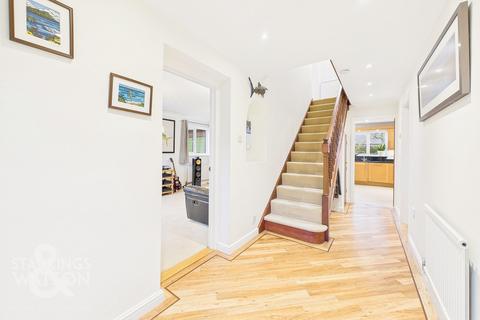 5 bedroom detached house for sale, Wensum Valley Close, Hellesdon, Norwich