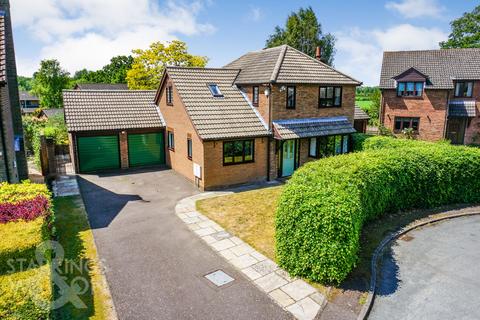 5 bedroom detached house for sale, Wensum Valley Close, Hellesdon, Norwich