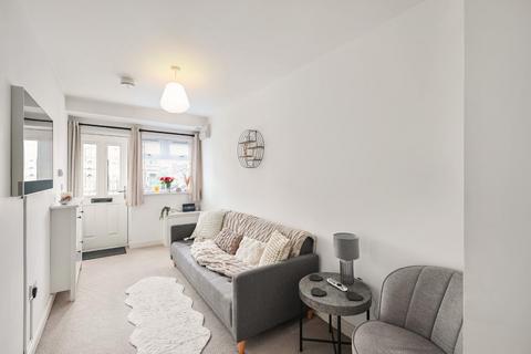 1 bedroom flat for sale, Yorkshire Court, York Road, Acomb, York, YO24