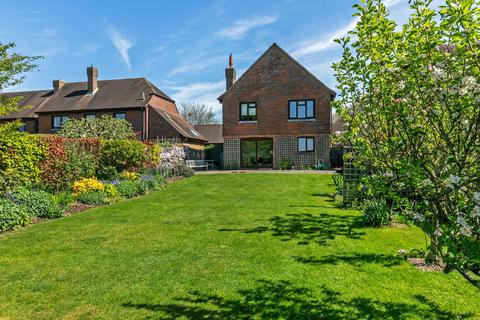 4 bedroom detached house for sale, Fairfax Close, Winchester, SO22