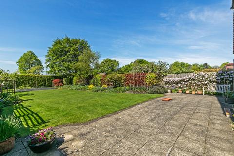 4 bedroom detached house for sale, Fairfax Close, Winchester, SO22