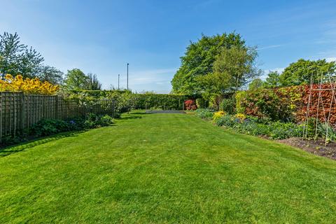 4 bedroom detached house for sale, Fairfax Close, Winchester, SO22