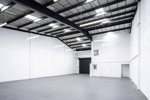 Warehouse to rent, Deeside CH5