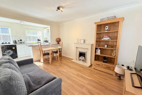 2 bedroom semi-detached house for sale, Shelsley Way, Hillfield